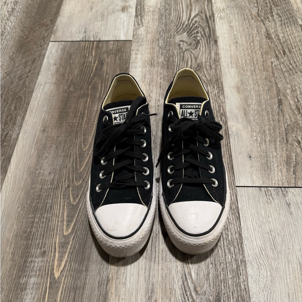 Women’s Converse Sneakers